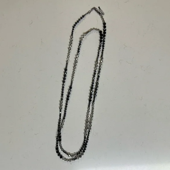 (2) Long Beaded Necklaces - Picture 2 of 6